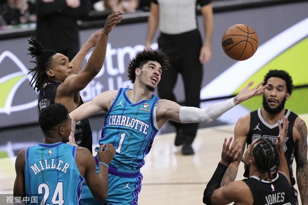 供了替补方 供了替补方